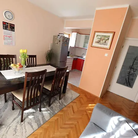 Apartman In 44147 Crikvenica