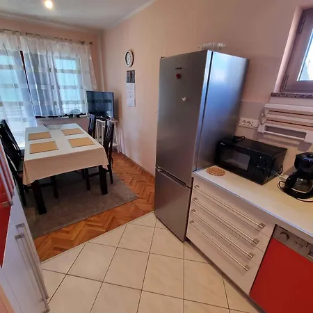 Apartman In 44147